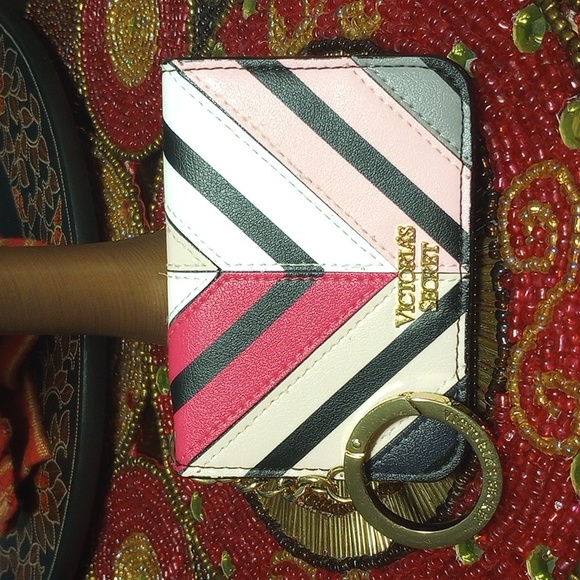 Victoria's Secret Accessories - NEW Victoria's Secret Cardholder